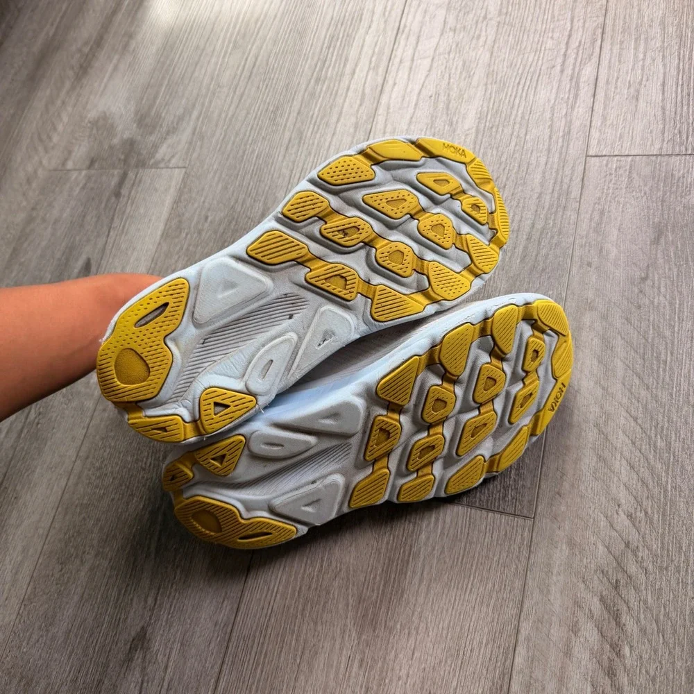Hoka Clifton Womens 7.5B Cream Blue Running Shoes Yellow Outsole Used Worn